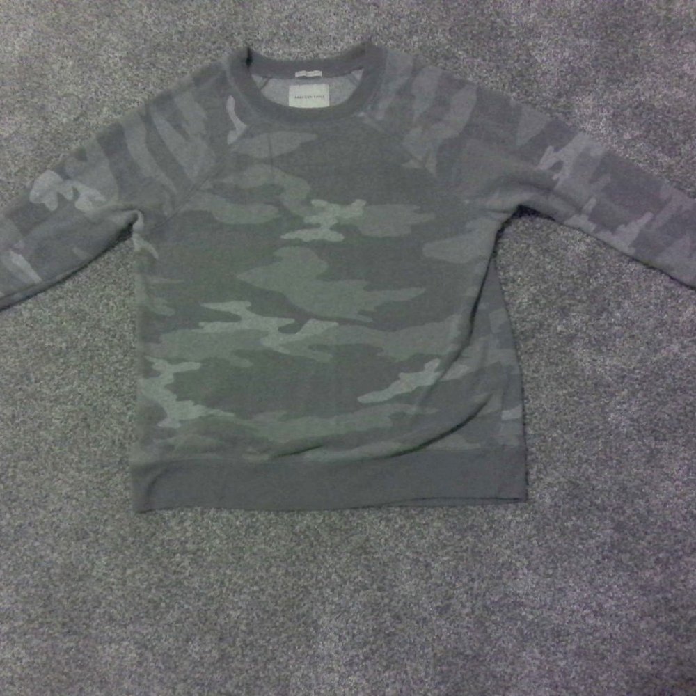 A American Eagle Sweater